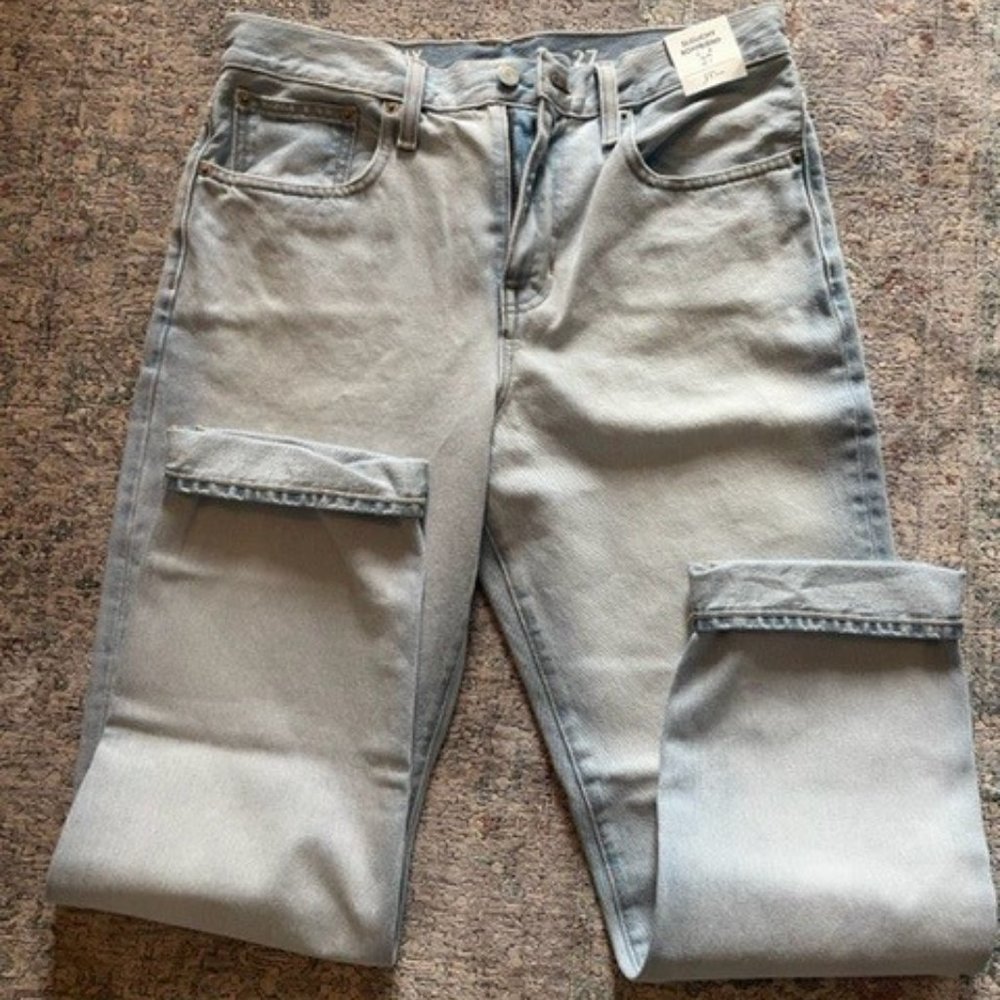 Slouchy Boyfriend Jean in Waterside Wash - Picture 2 of 10